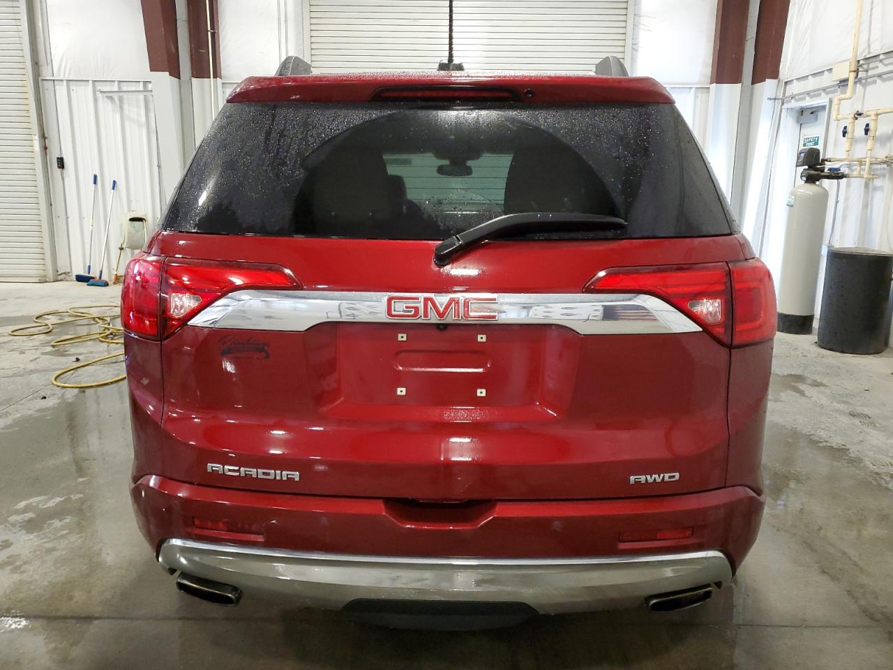 1GKKNXLS7JZ181650 2018 GMC Acadia Denali