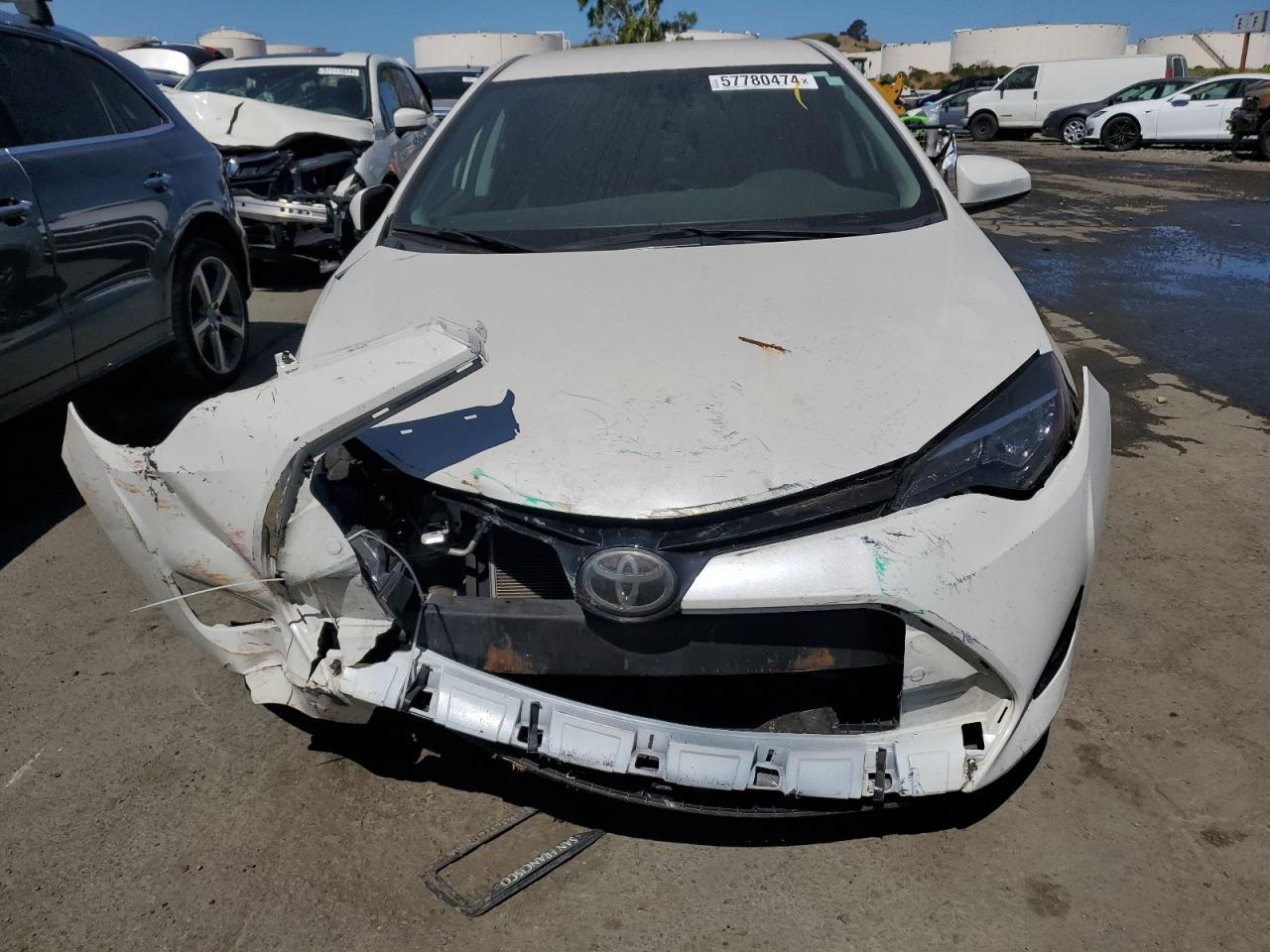 2018 Toyota Corolla L vin: 5YFBURHE3JP798647