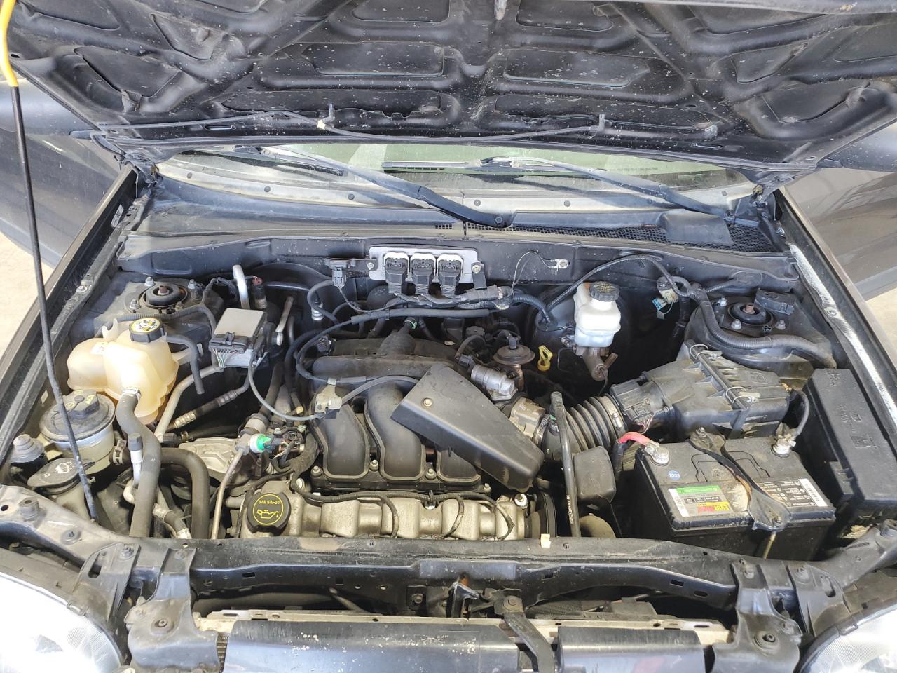 1FMYU03145KB68792 2005 Ford Escape Xlt