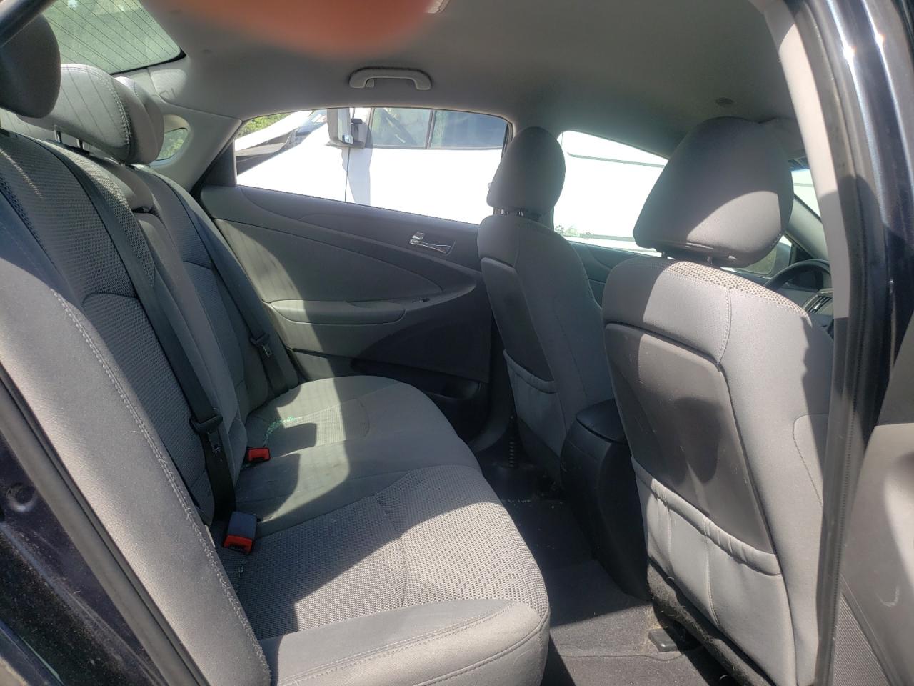 5NPEB4AC2DH645032 2013 Hyundai Sonata Gls