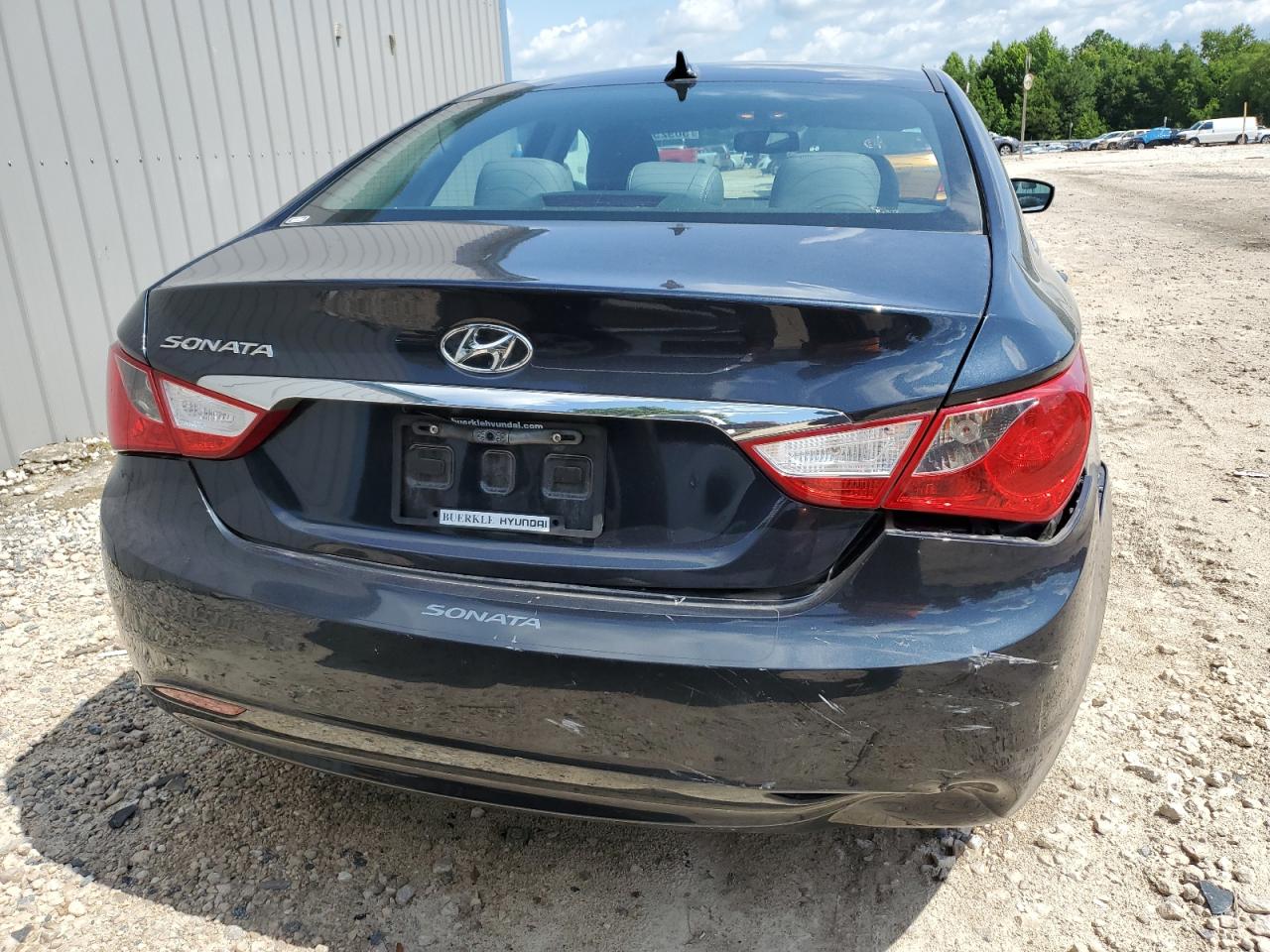 5NPEB4AC1DH701137 2013 Hyundai Sonata Gls