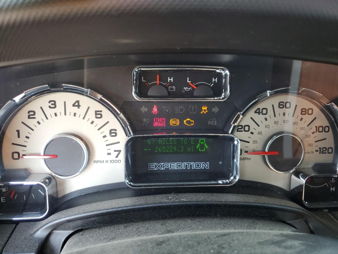 1FMJU1H59AEA29933 2010 Ford Expedition Eddie Bauer