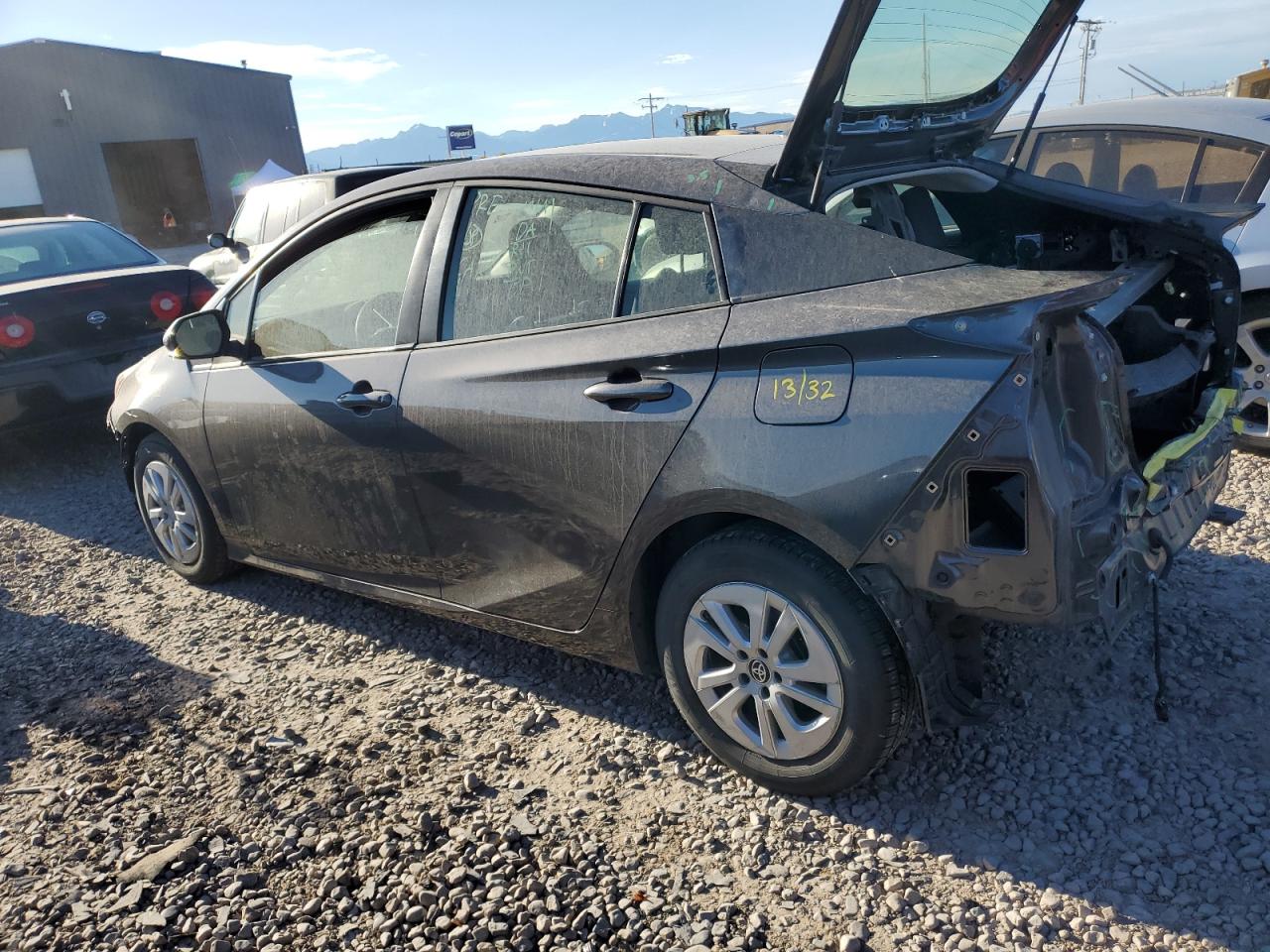 2017 Toyota Prius vin: JTDKBRFU3H3028886