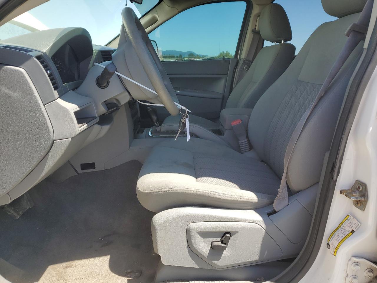 1J4GR48K76C353726 2006 Jeep Grand Cherokee Laredo 1J4GR48K76C353726 2006 Jeep Grand Cherokee Laredo