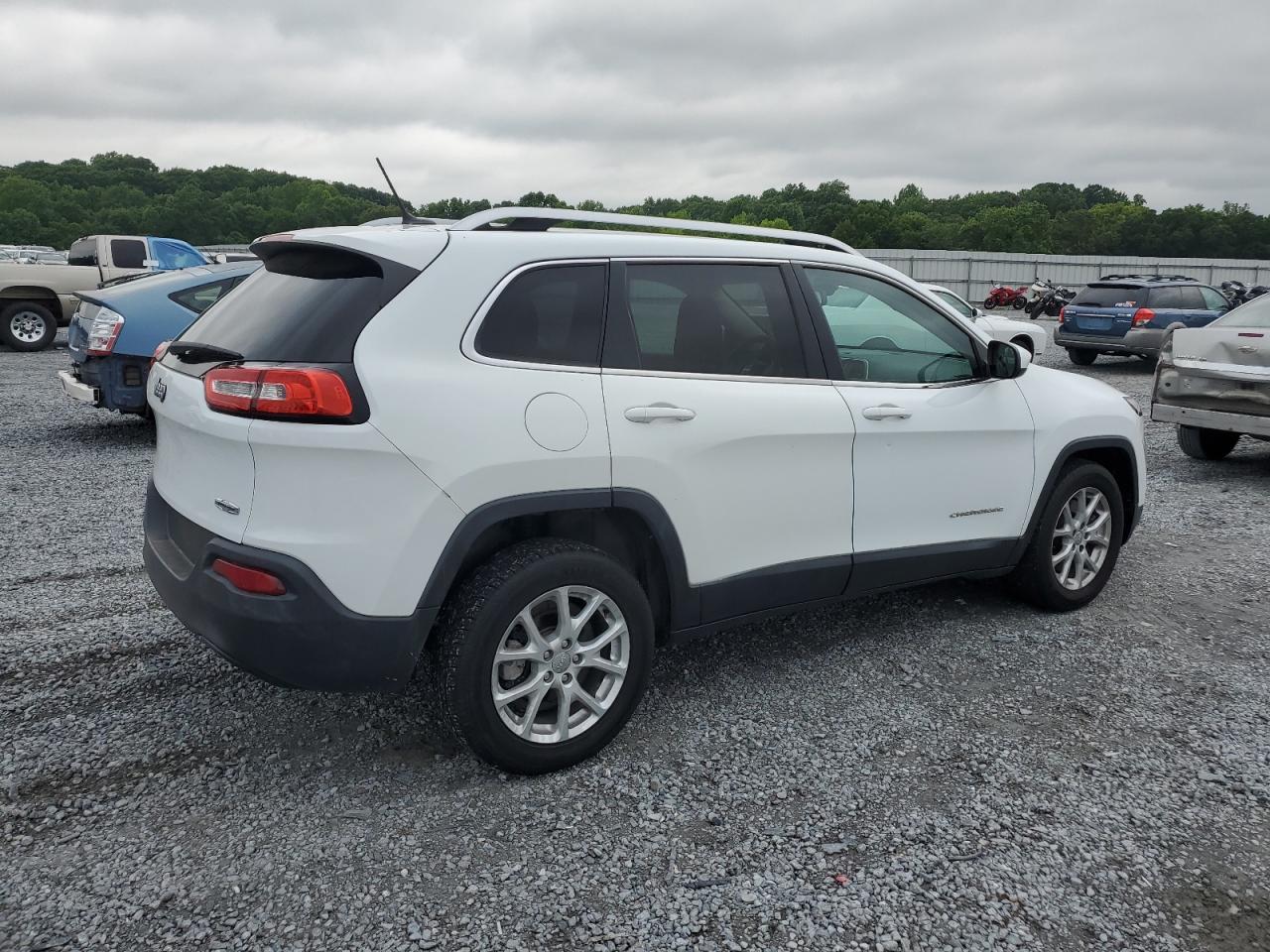 1C4PJLCB5EW163354 2014 Jeep Cherokee Latitude