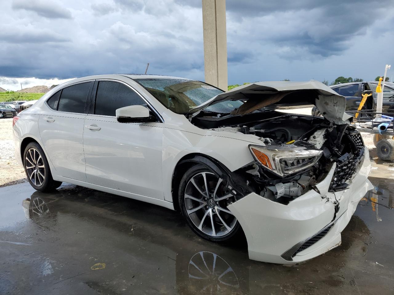 2018 Acura Tlx vin: 19UUB2F37JA011633