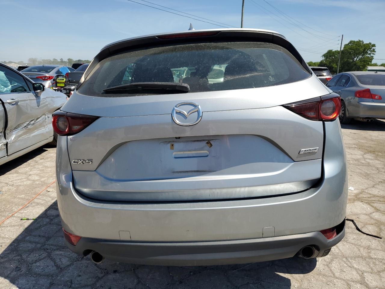 2018 Mazda Cx-5 Sport vin: JM3KFABM2J0351823