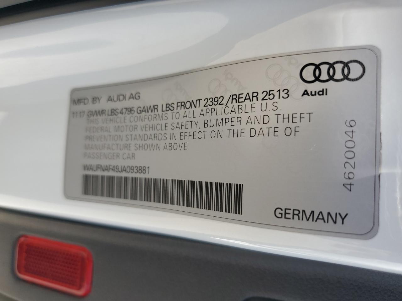 WAUFNAF49JA093881 2018 Audi A4 Prestige