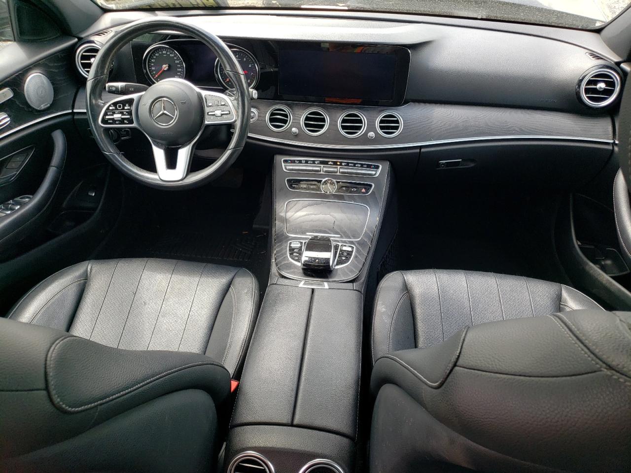 WDDZF4KB6KA603517 2019 Mercedes-Benz E 300 4Matic