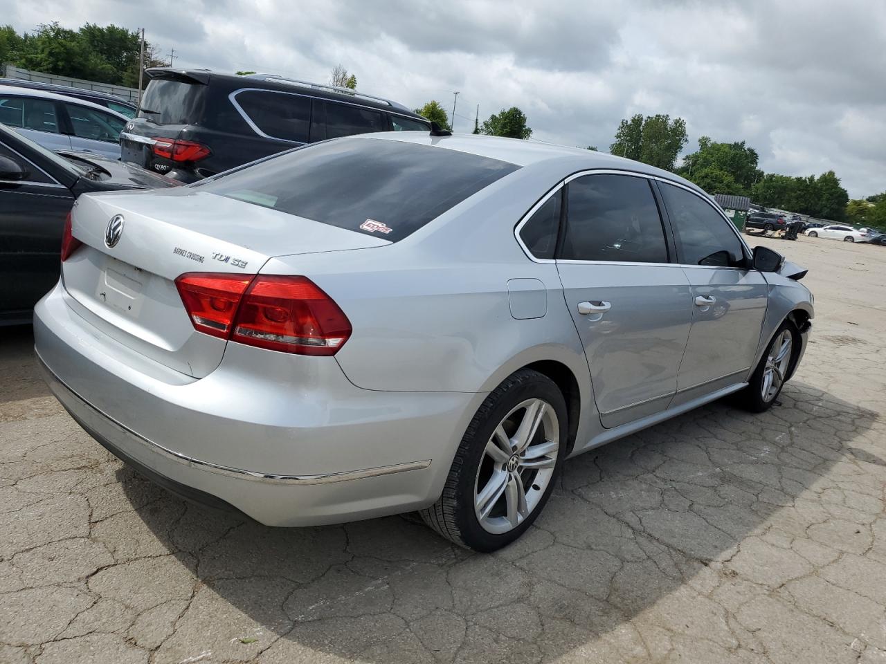 2014 Volkswagen Passat Se vin: 1VWBN7A38EC115234