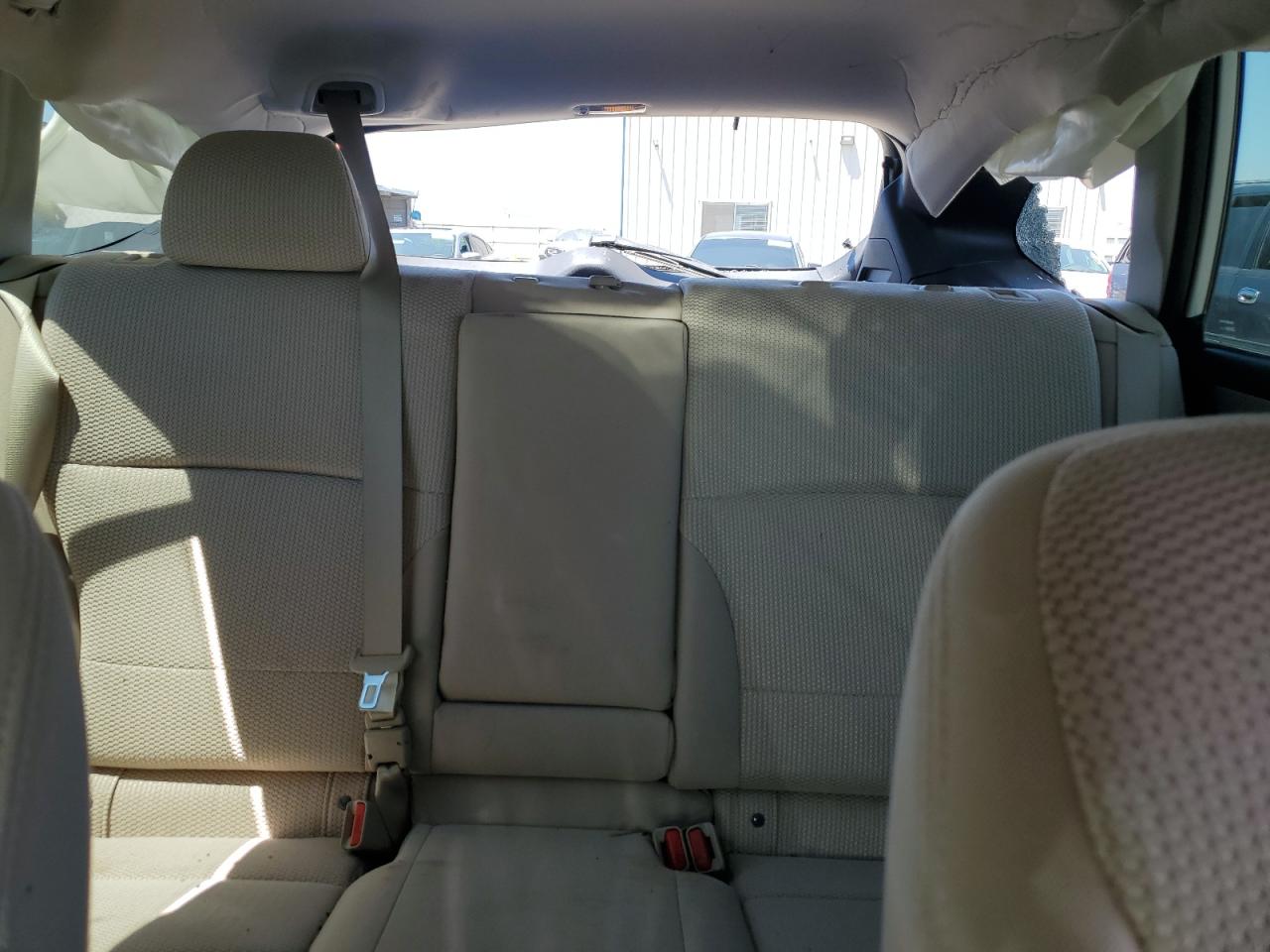 4S4BSAFC1G3355984 2016 Subaru Outback 2.5I Premium