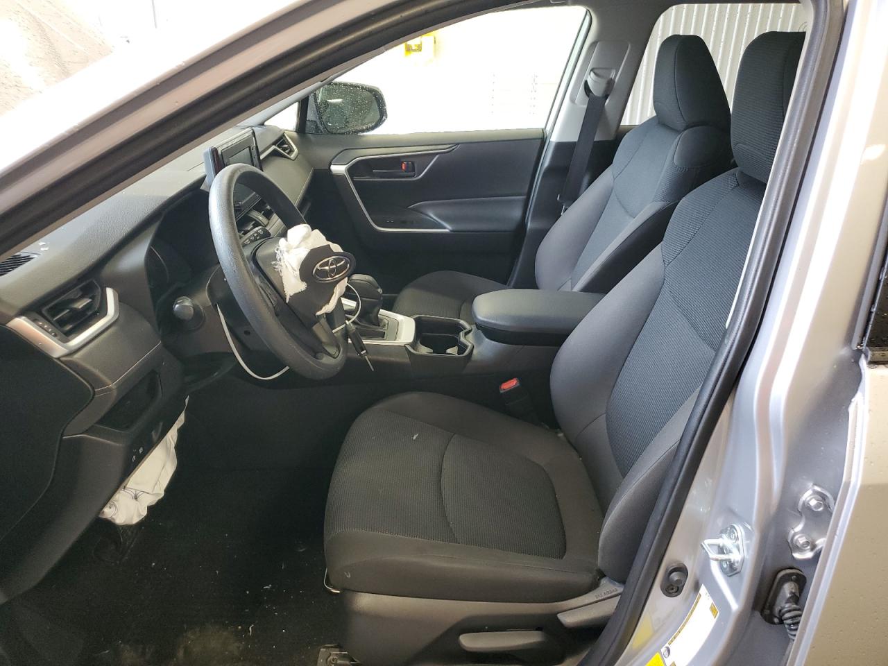 JTMK1RFV2LD060985 2020 Toyota Rav4 Le