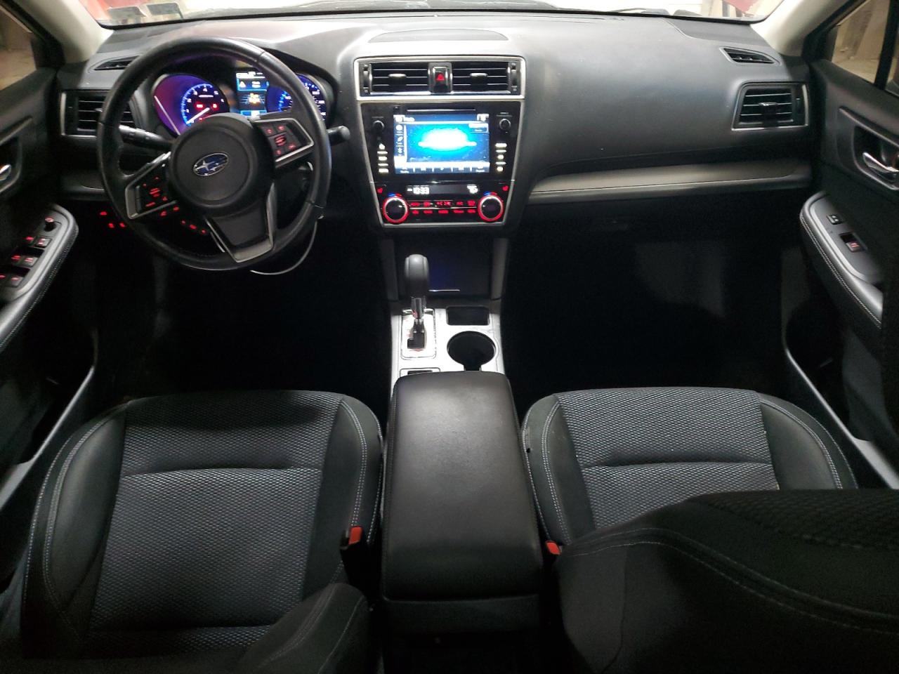 4S4BSAHC7J3328423 2018 Subaru Outback 2.5I Premium