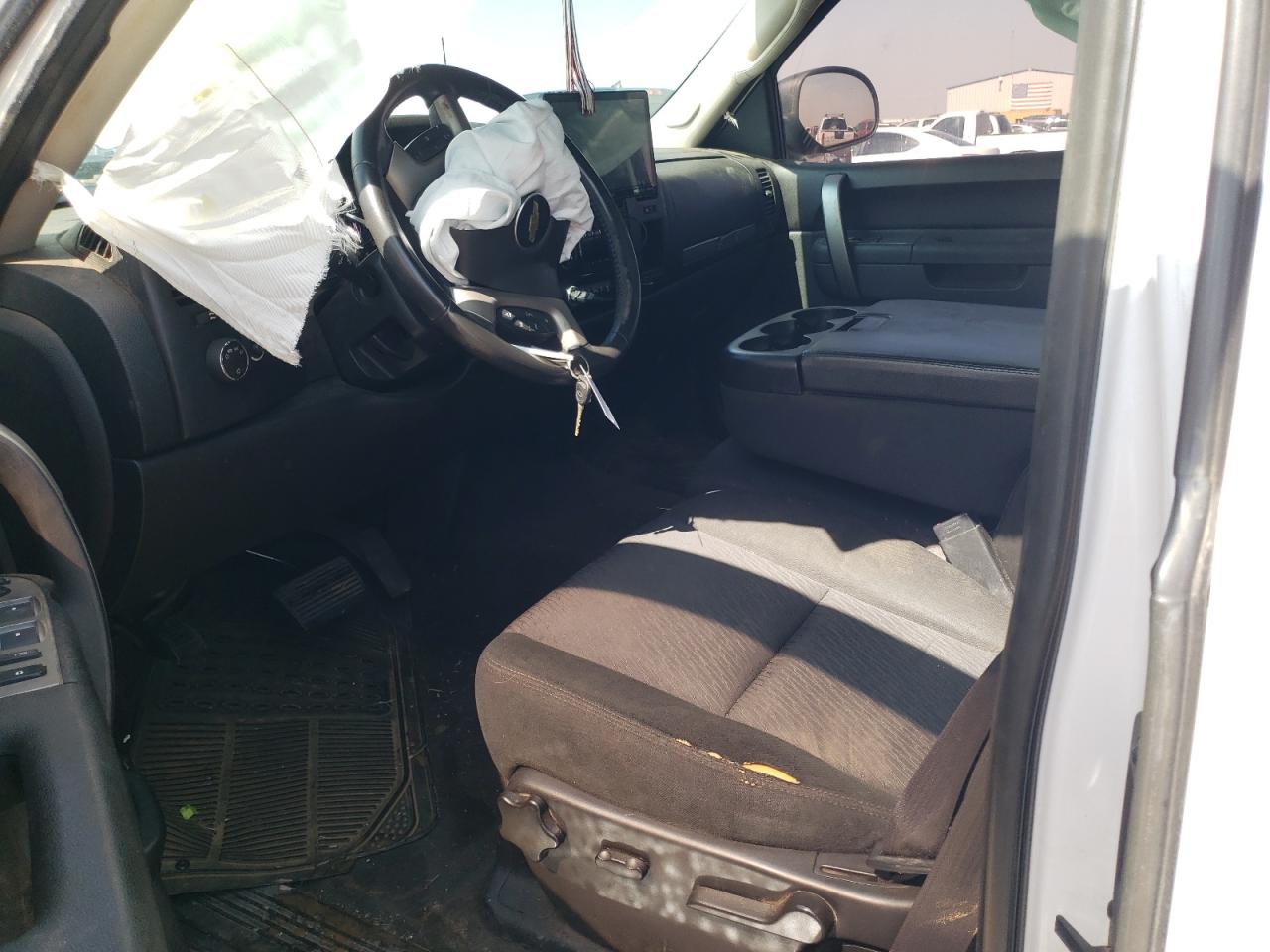 1GCRCSE05CZ204926 2012 Chevrolet Silverado C1500 Lt