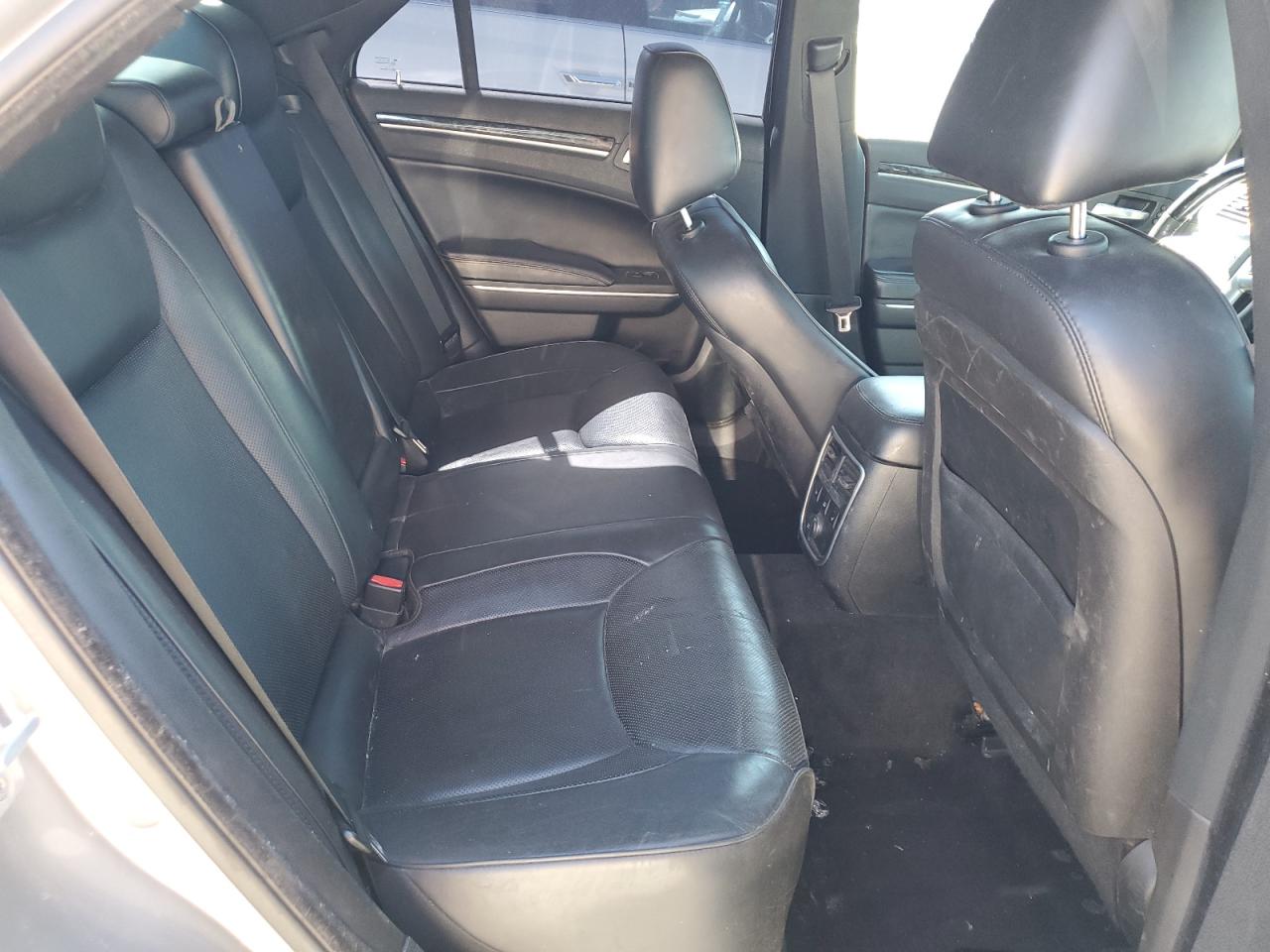 2C3CCAET6DH572290 2013 Chrysler 300C