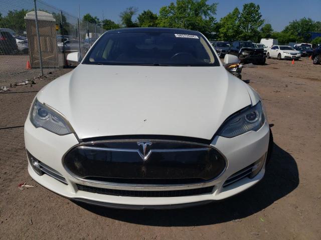 2013 Tesla Model S VIN: 5YJSA1DP0DFP17881 Lot: 58572844