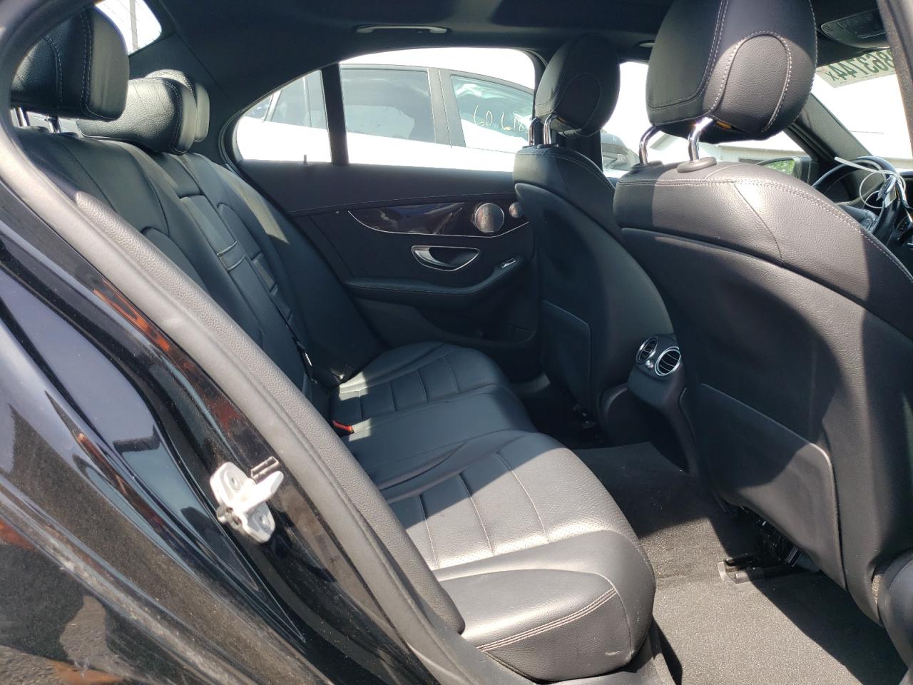 55SWF4KB4GU103186 2016 Mercedes-Benz C 300 4Matic