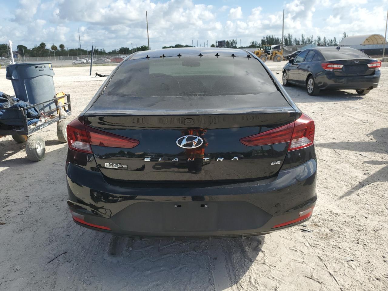 KMHD74LF6KU790402 2019 Hyundai Elantra Se