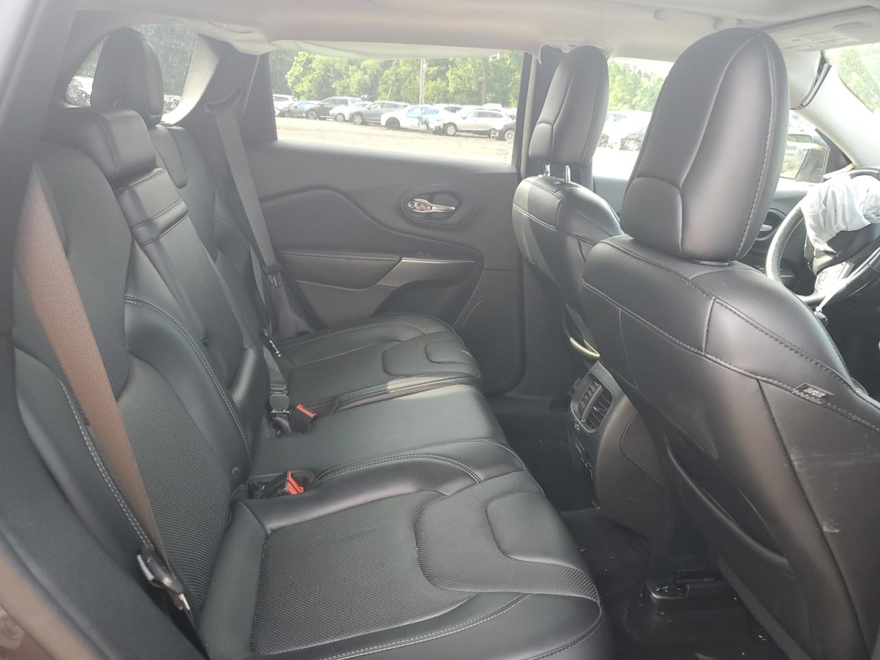 1C4PJMDX5KD254664 2019 Jeep Cherokee Limited