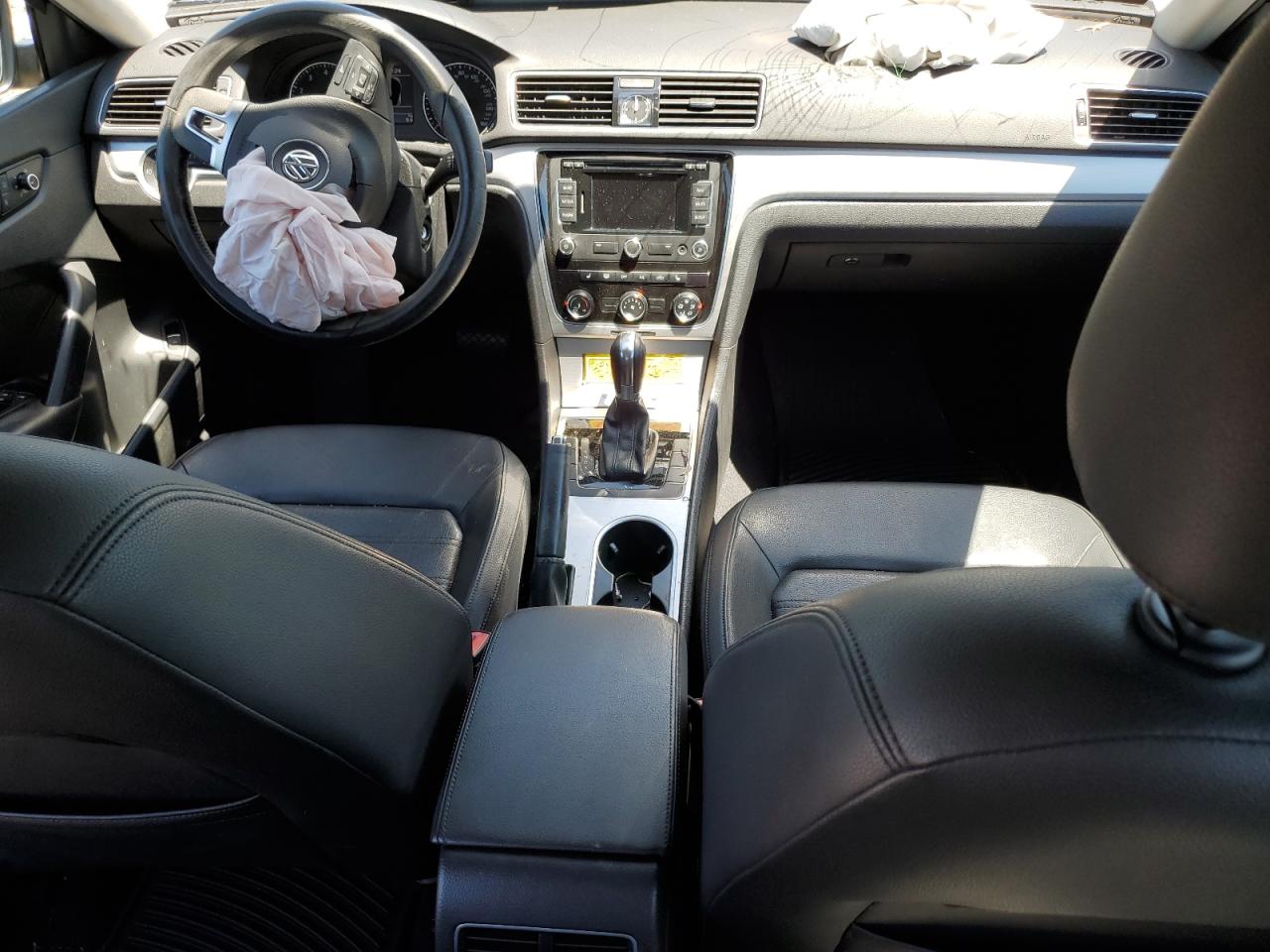 1VWBM7A37DC122788 2013 Volkswagen Passat Se