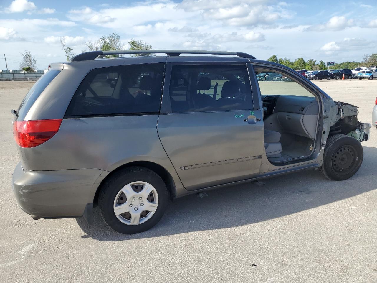 5TDZA23C74S014504 2004 Toyota Sienna Ce