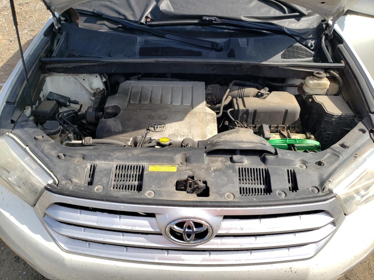 5TDBK3EH2BS066357 2011 Toyota Highlander Base