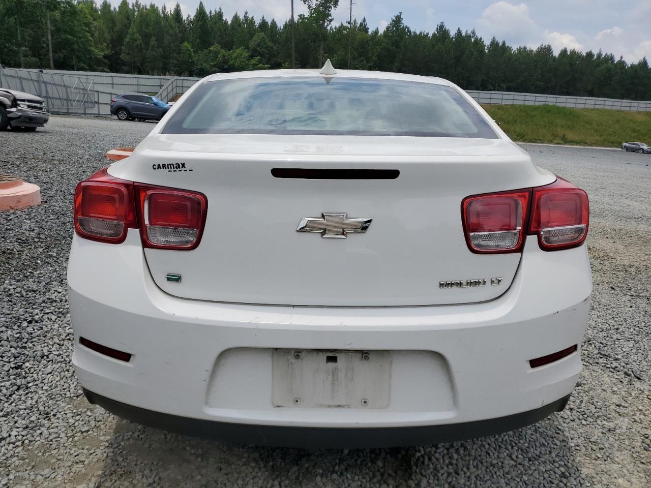 1G11D5SL5FF325447 2015 Chevrolet Malibu 2Lt