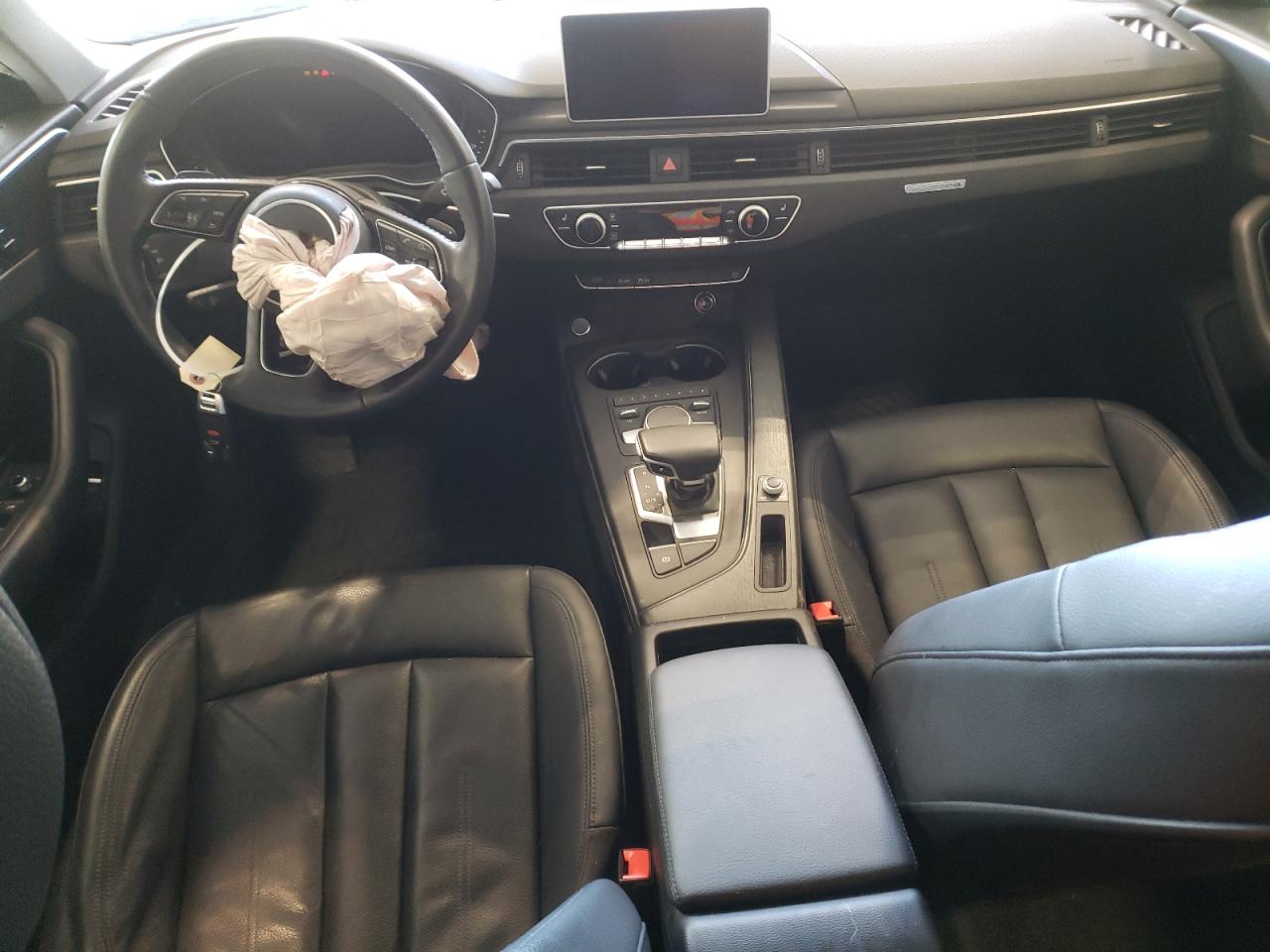 WAUDNAF47HN046164 2017 Audi A4 Premium