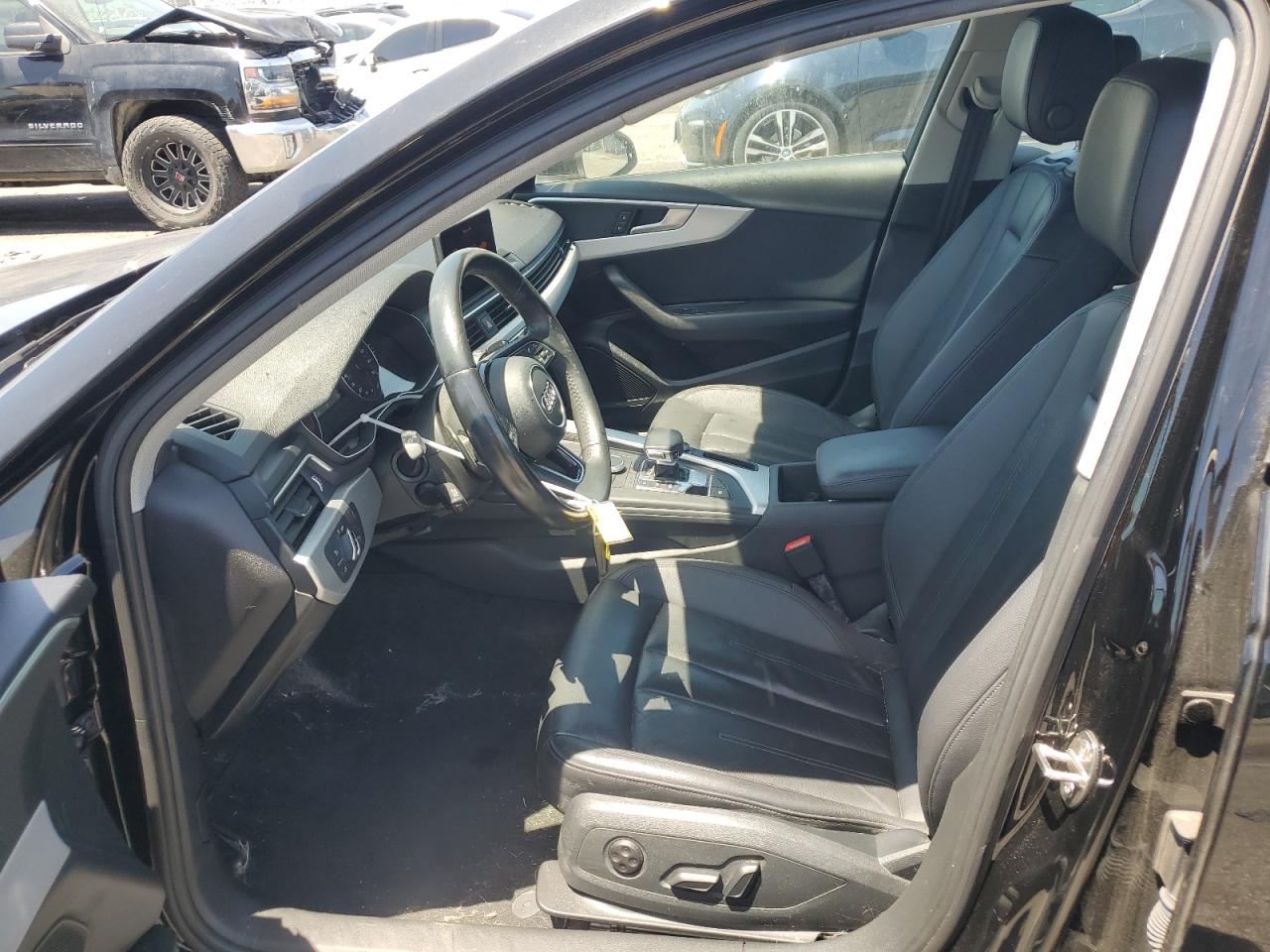 WAULMAF45HN069196 2017 Audi A4 Ultra Premium Plus