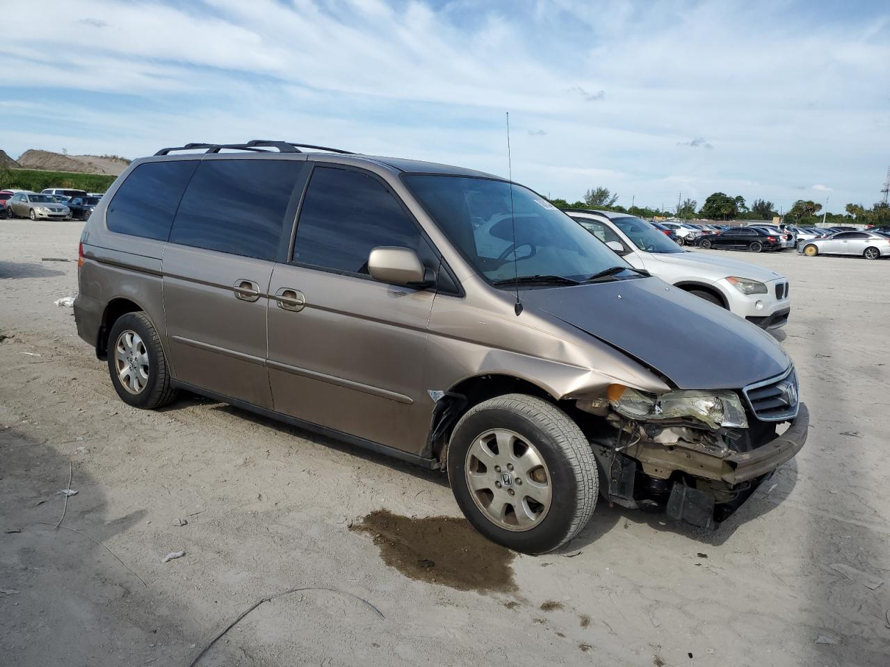 5FNRL18734B084196 2004 Honda Odyssey Exl