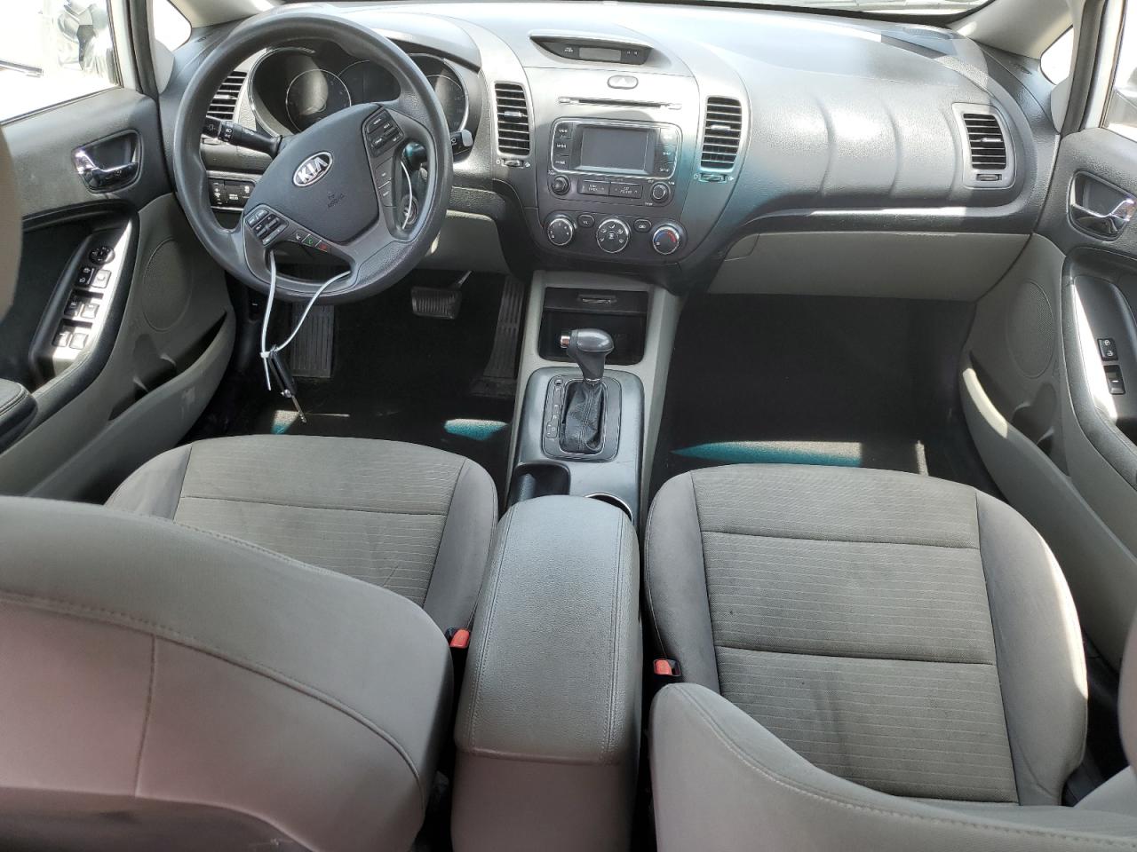 KNAFX4A63G5592620 2016 Kia Forte Lx