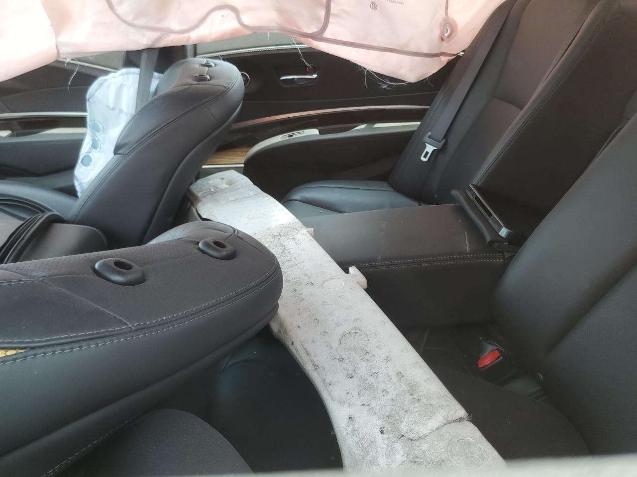 JH4KC1F52GC000954 2016 Acura Rlx Tech