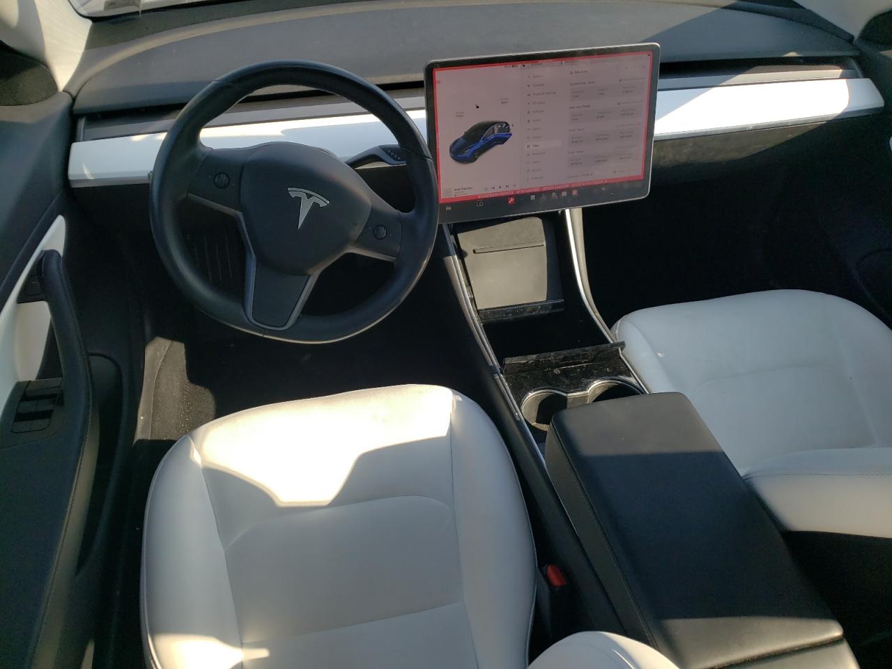 5YJ3E1EB1KF390979 2019 Tesla Model 3