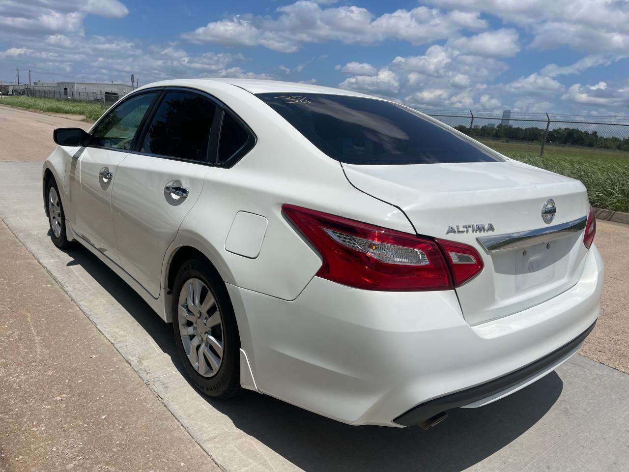 1N4AL3AP9HN322018 2017 Nissan Altima 2.5