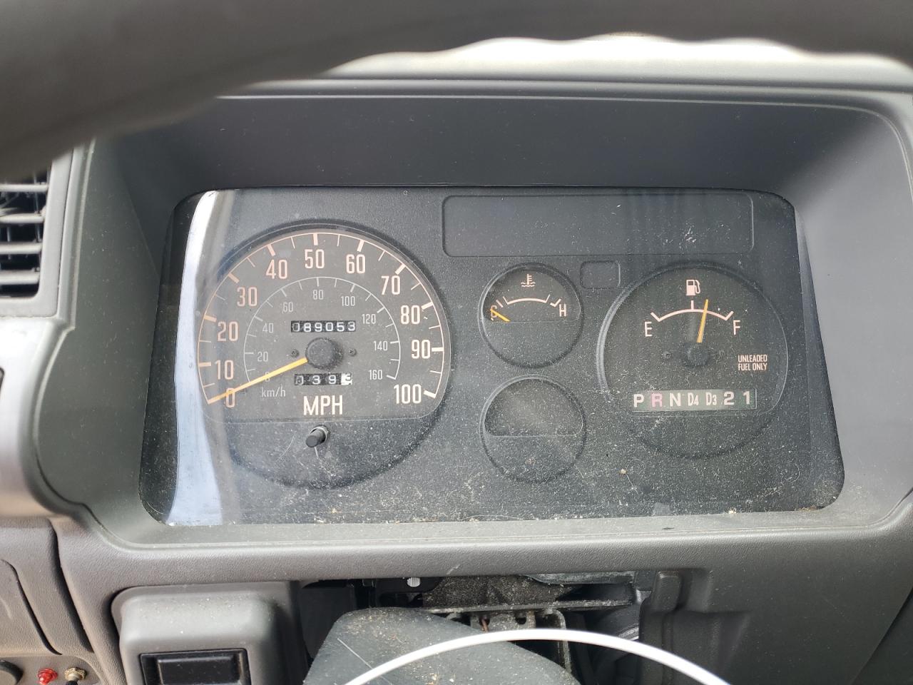 4KLB4B1R3TJ001065 1996 Isuzu Npr