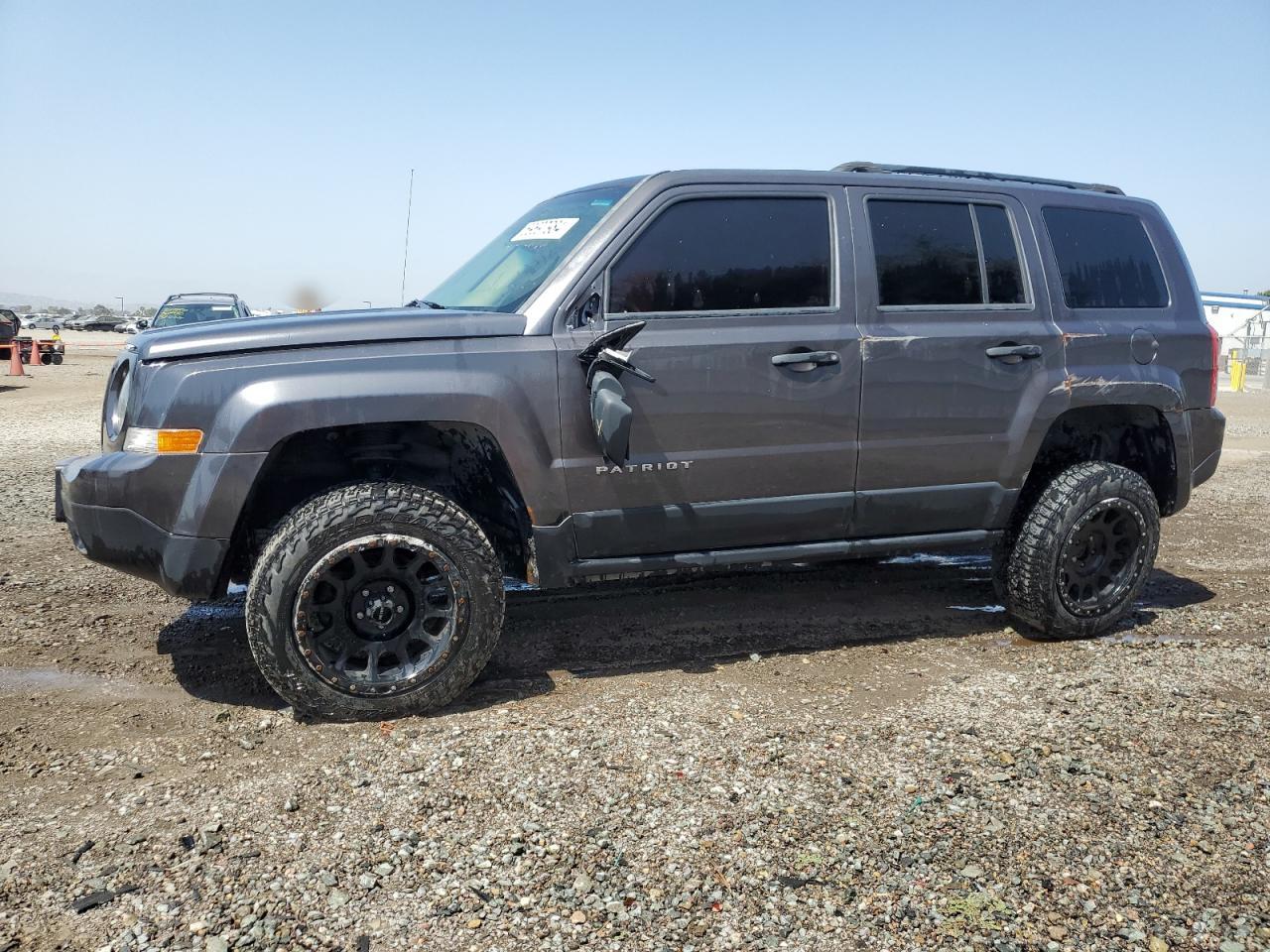 1C4NJPBB5GD602311 2016 Jeep Patriot Sport