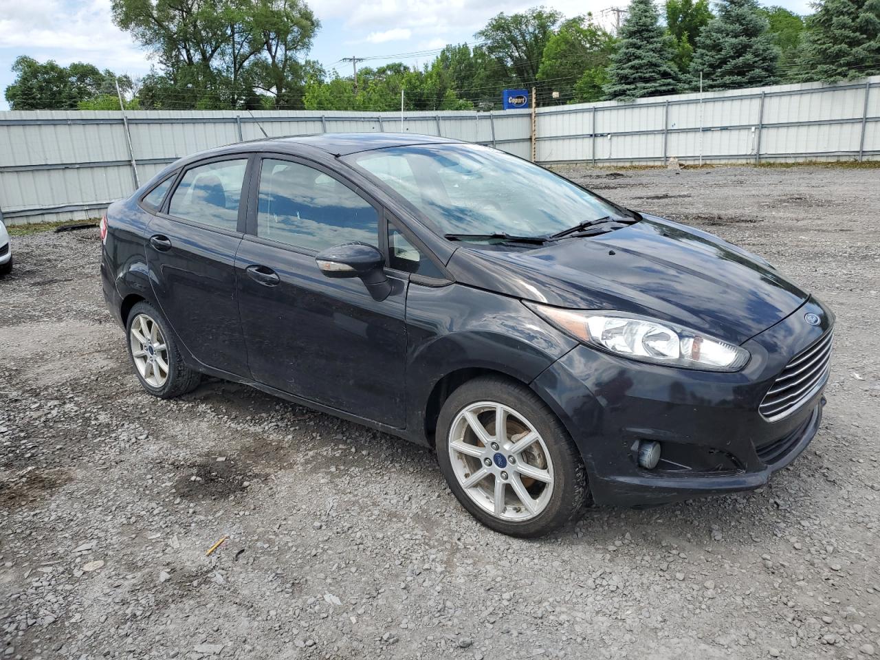 2015 Ford Fiesta Se vin: 3FADP4BJ7FM208978