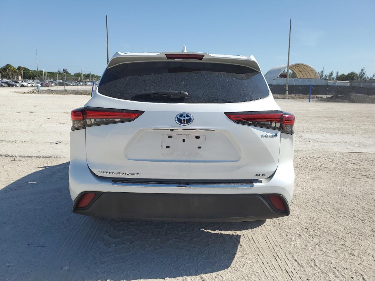 5TDGARAH7NS515084 2022 Toyota Highlander Hybrid Xle