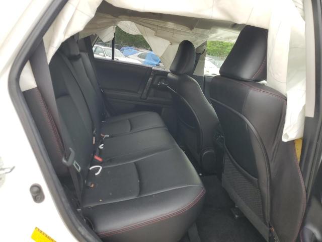 2018 Toyota 4Runner Sr5/Sr5 Premium VIN: JTEBU5JR4J5565021 Lot: 59345344