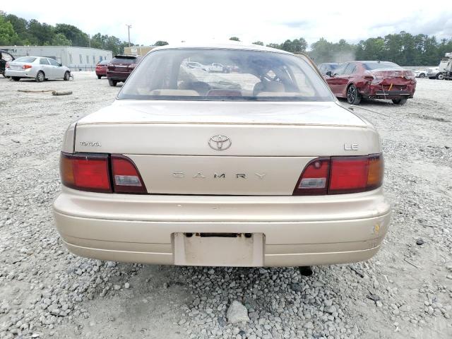 1995 Toyota Camry Le VIN: 4T1SK12E9SU871438 Lot: 57750254