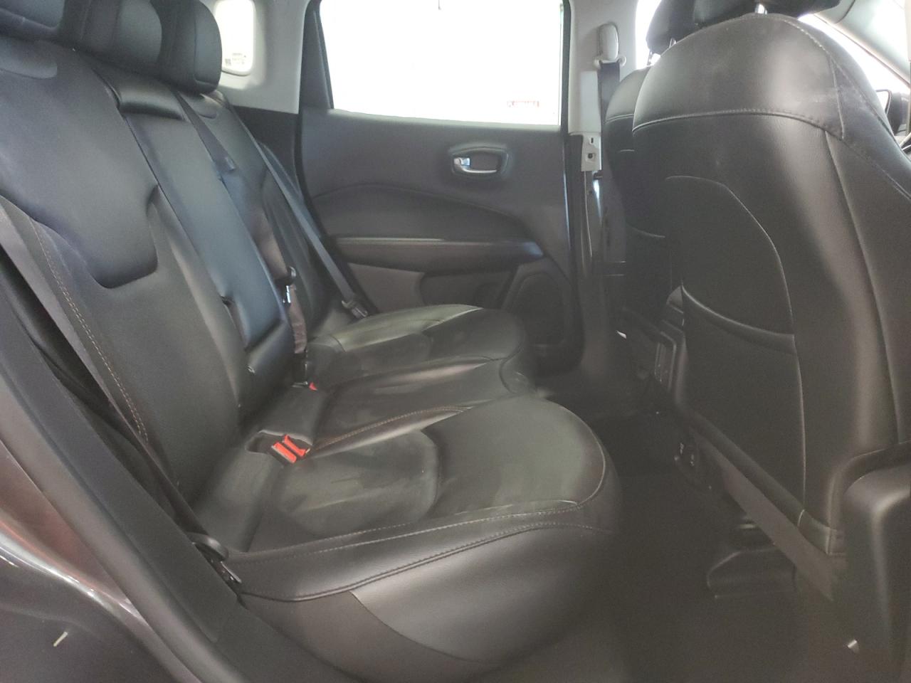 3C4NJDCB8LT245885 2020 Jeep Compass Limited