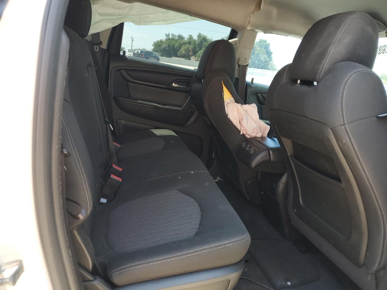 1GNKRGKD3DJ157987 2013 Chevrolet Traverse Lt