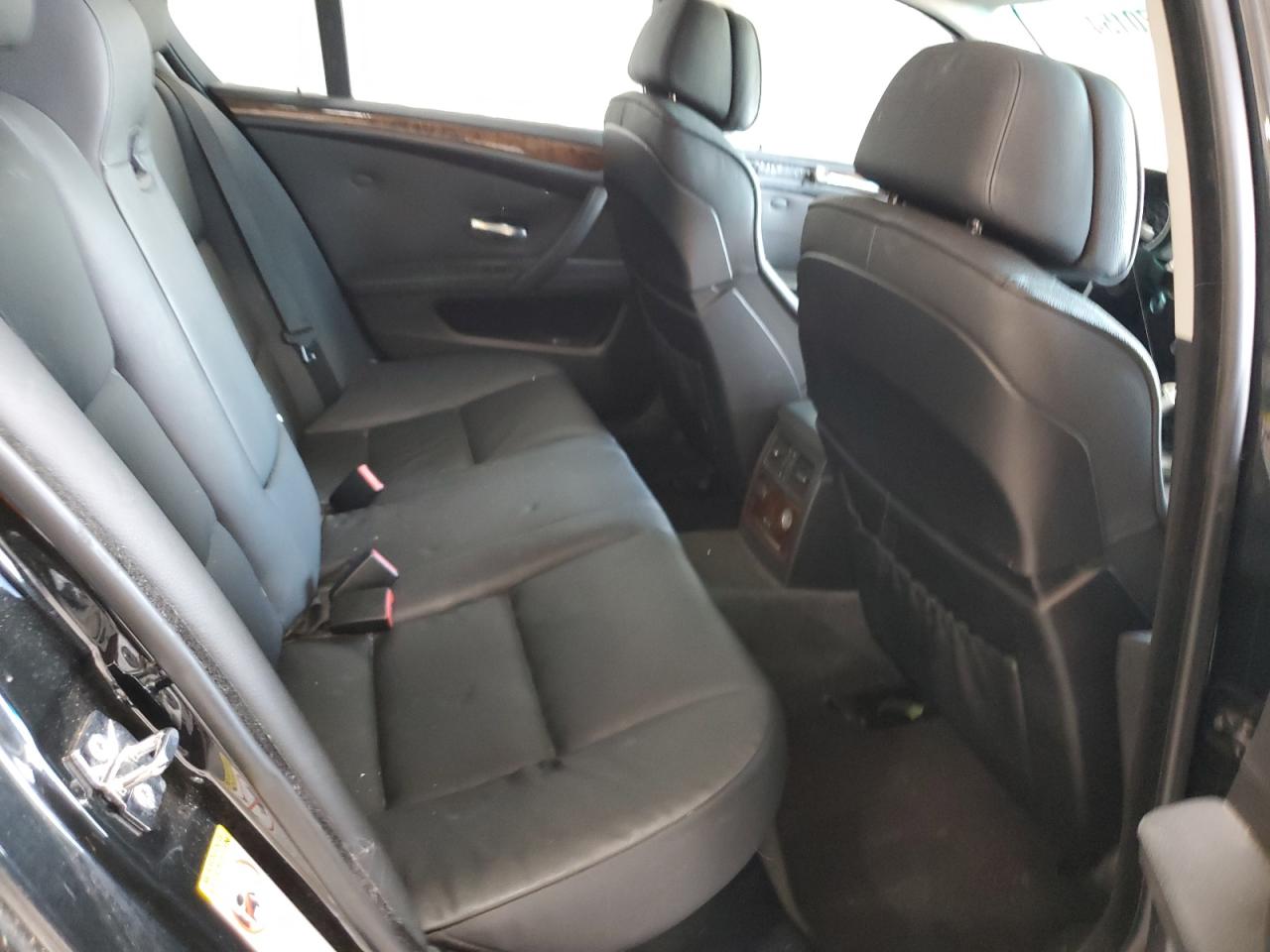 WBANV93529C135136 2009 BMW 535 Xi