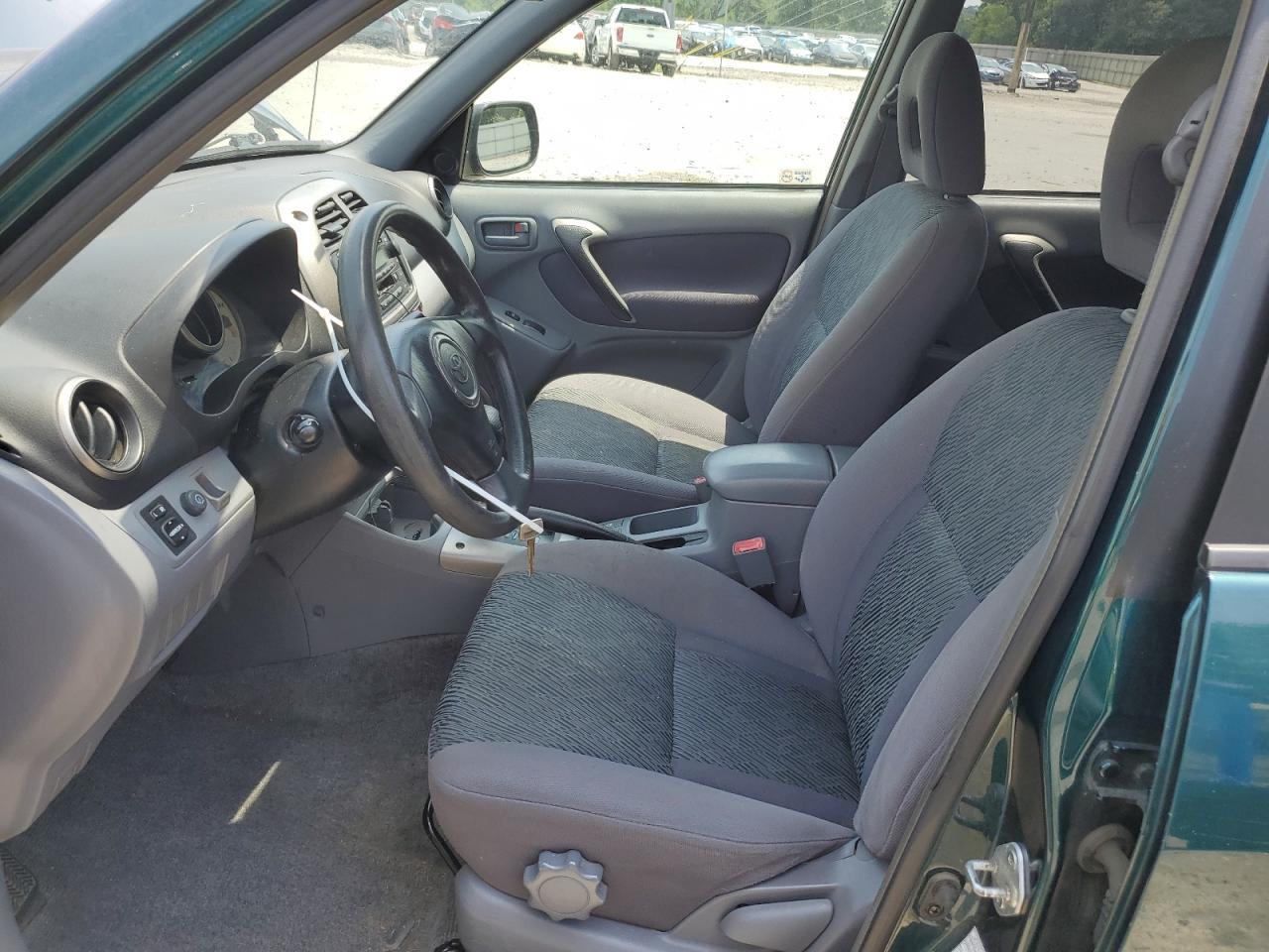 JTEGH20V730106864 2003 Toyota Rav4