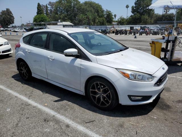 2016 Ford Focus Se VIN: 1FADP3K22GL380132 Lot: 59449494