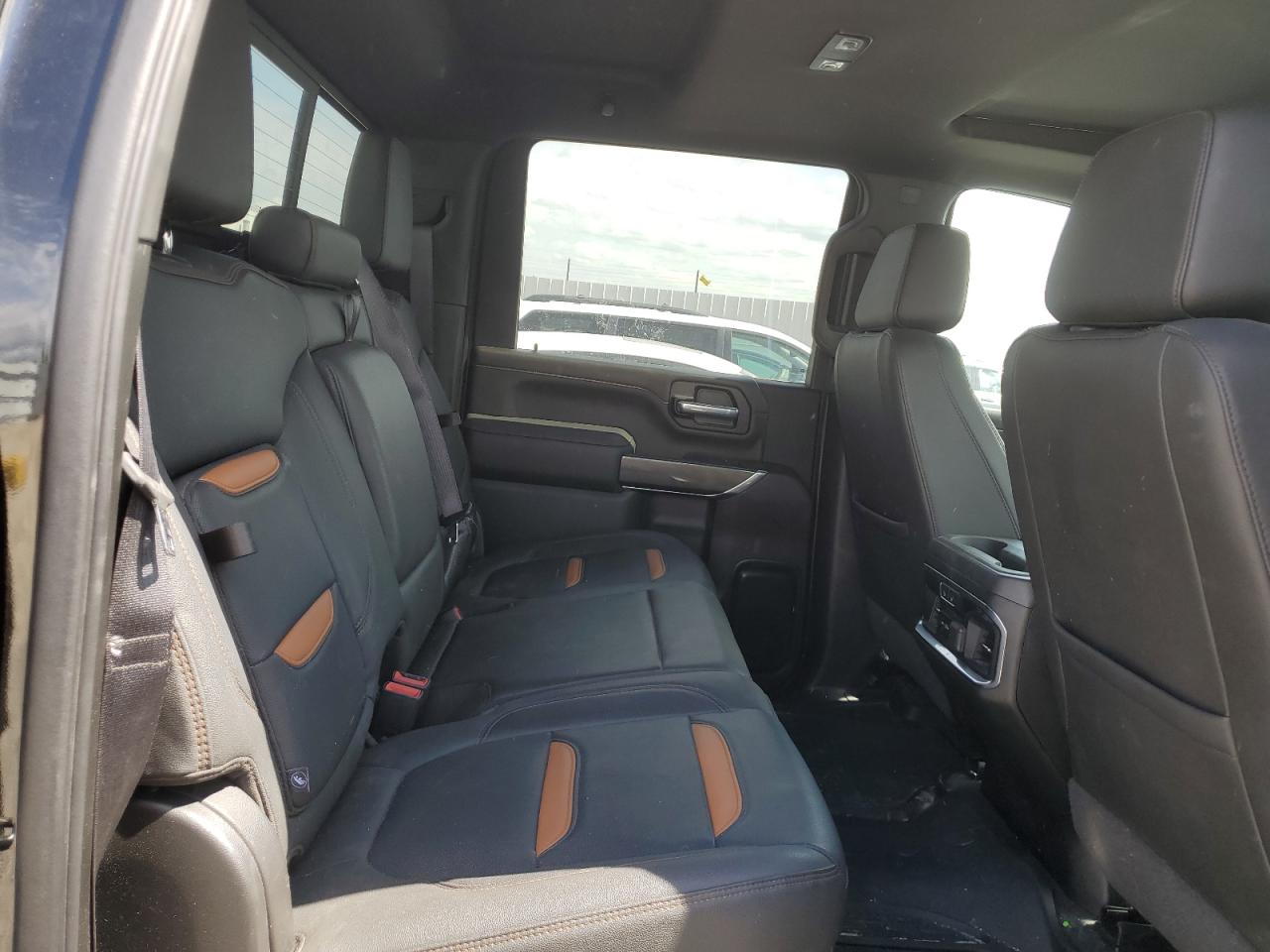 1GT49PEY9NF333848 2022 GMC Sierra K2500 At4