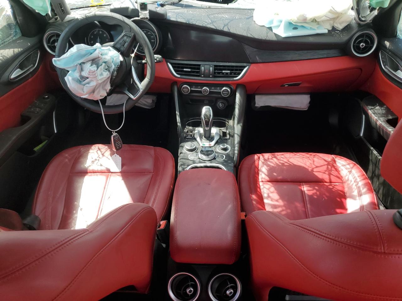 ZARFAMAN2M7644711 2021 Alfa Romeo Giulia Sport