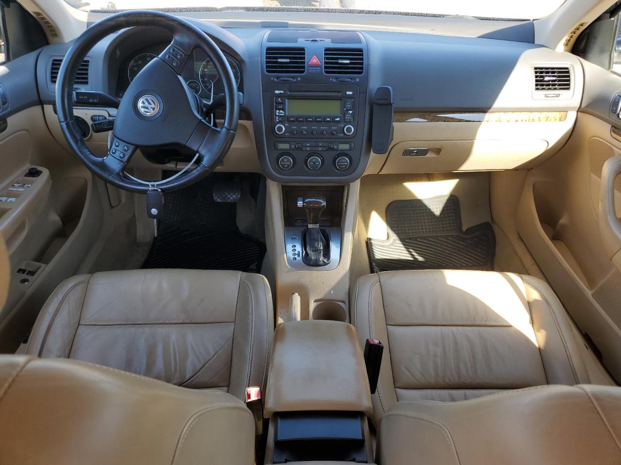 3VWNJ71K96M643946 2006 Volkswagen Jetta 2.0T Option Package 3