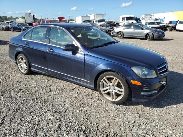 VIN WDDGF8AB5EG198011 2014 Mercedes-Benz C-Class, 3... no.4