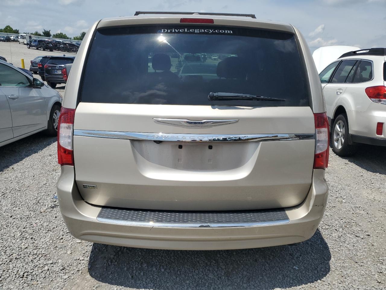 2013 Chrysler Town & Country Touring vin: 2C4RC1BGXDR744098